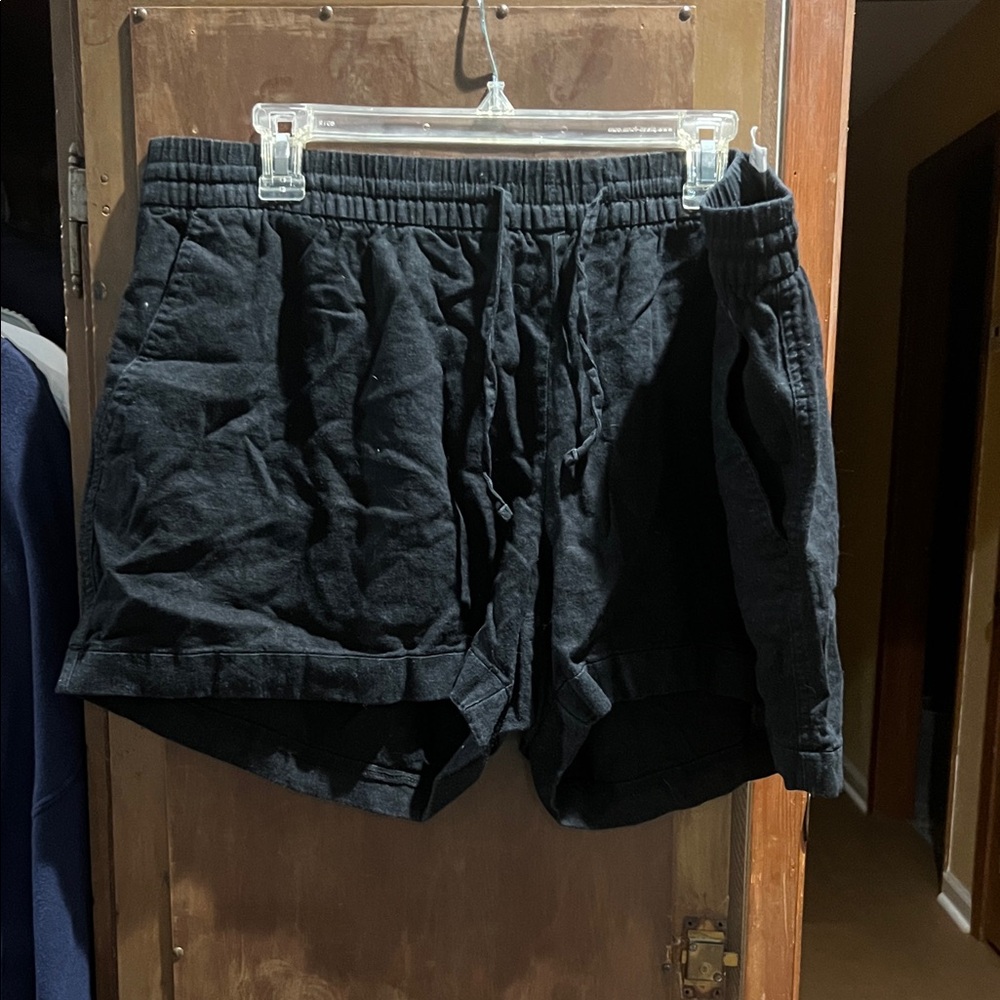 Old Navy Black Athletic Shorts with Drawstring Waist